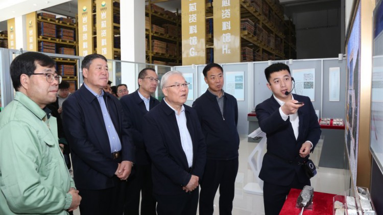 全國(guó)政協(xié)常委、省政協(xié)副主席尚勛武蒞臨金徽股份調(diào)研綠色礦山建設(shè)工作